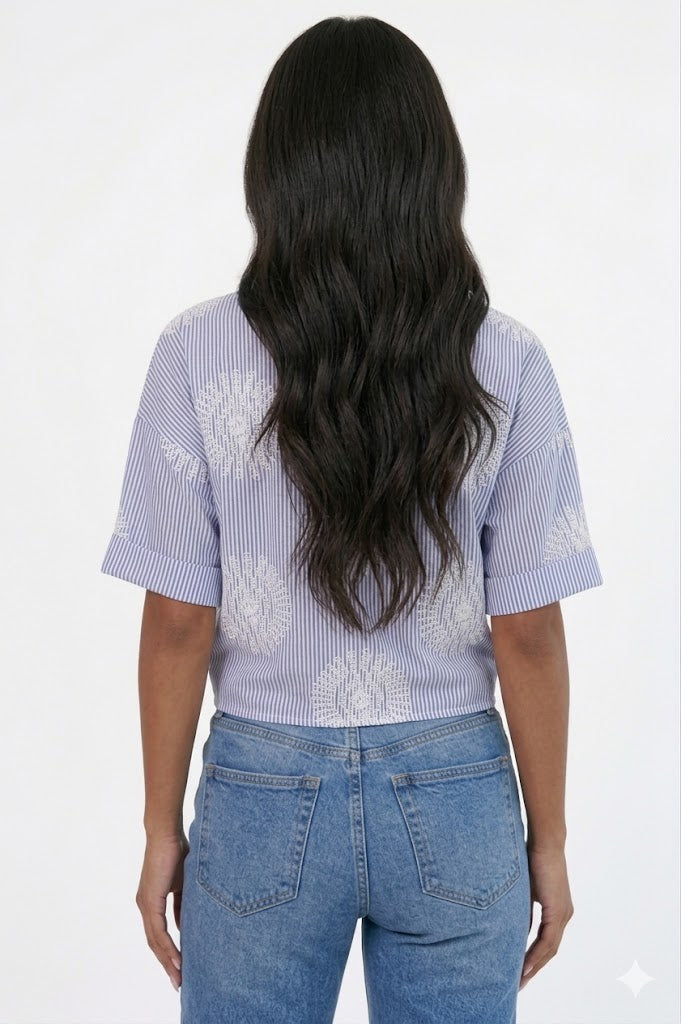 MADE IN ITALY - Sissi - Camisa bordada con lazo en la parte delantera