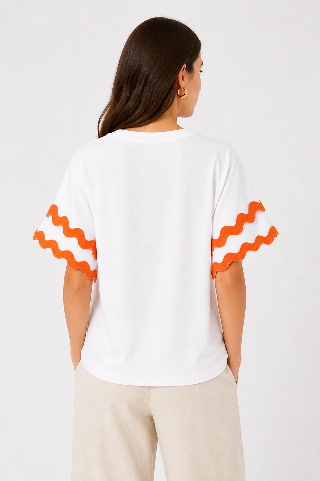 MADE IN ITALY - Teresa - Camiseta con mangas onduladas