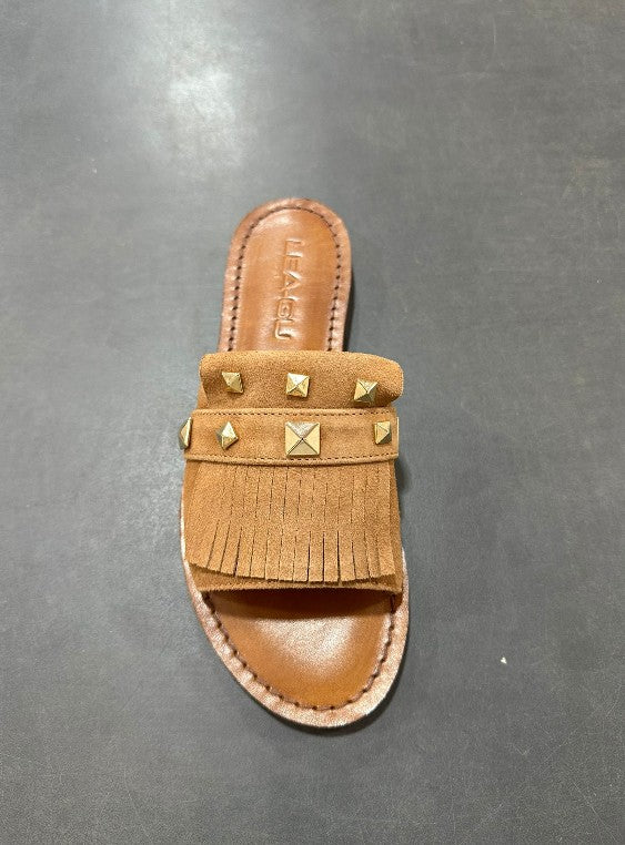 MADE IN ITALY - Volterra - Sandalia plana con flecos y tachuelas