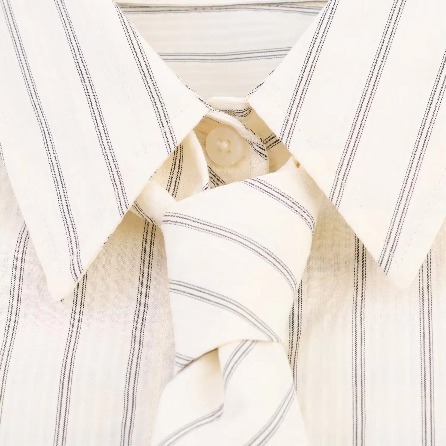 Iris - Camisa con corbata