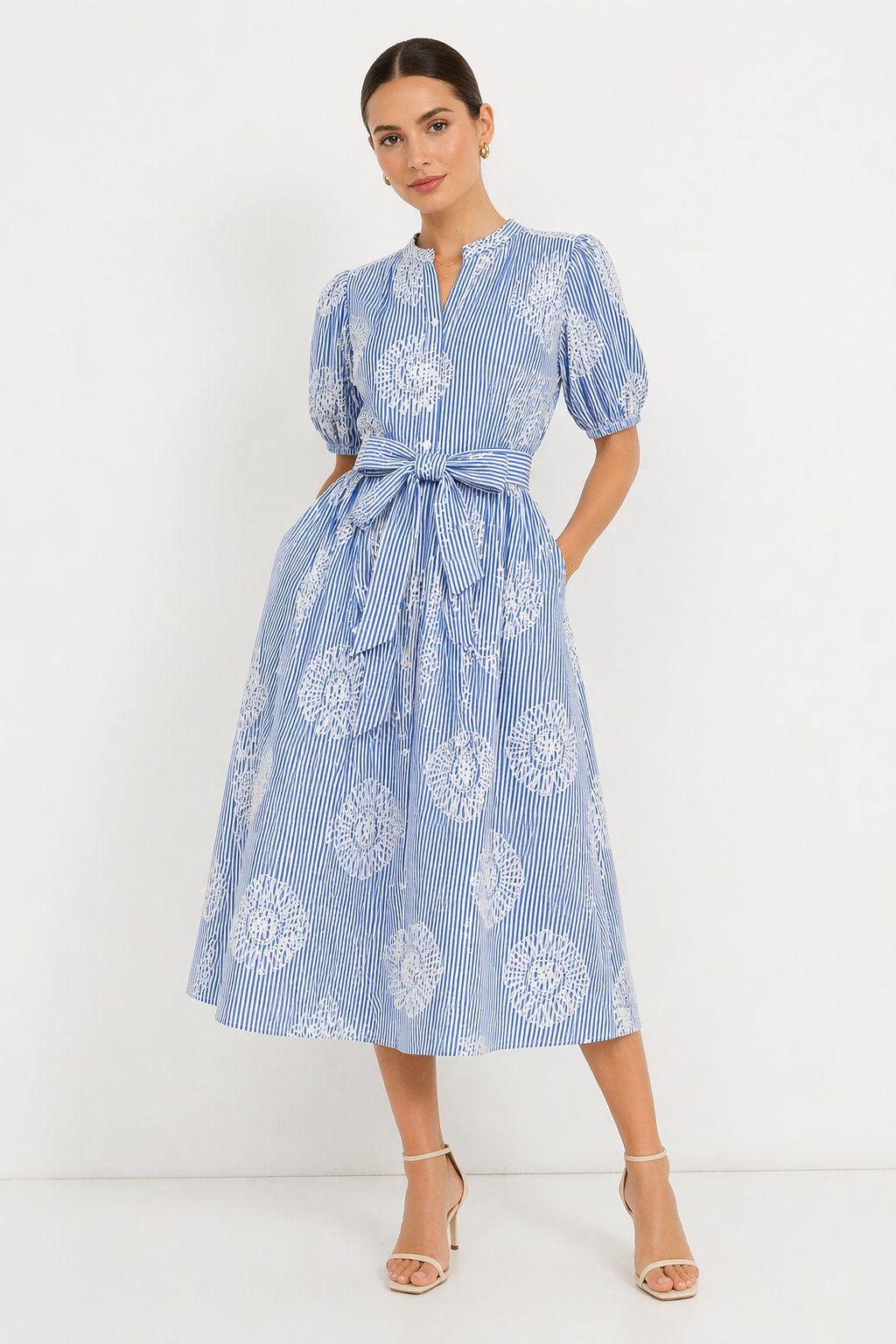 MADE IN ITALY - Sky - Vestido tipo blusa con bordados