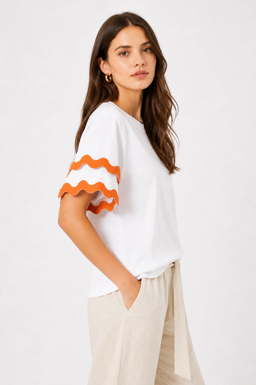 MADE IN ITALY - Teresa - Camiseta con mangas onduladas