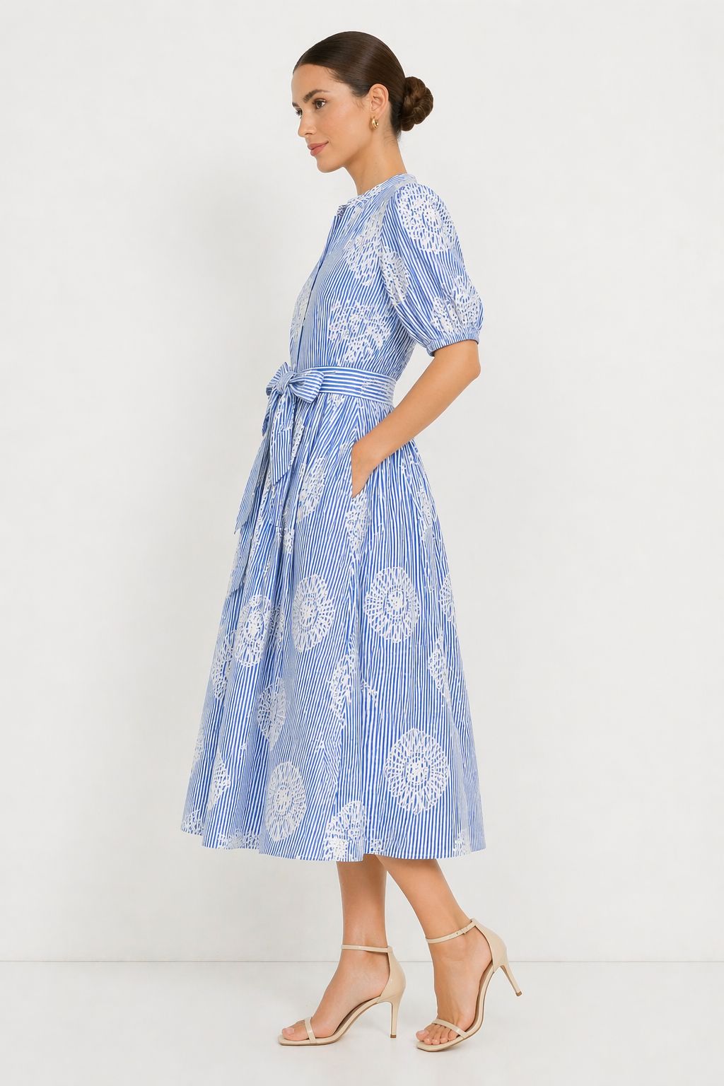 MADE IN ITALY - Sky - Vestido tipo blusa con bordados